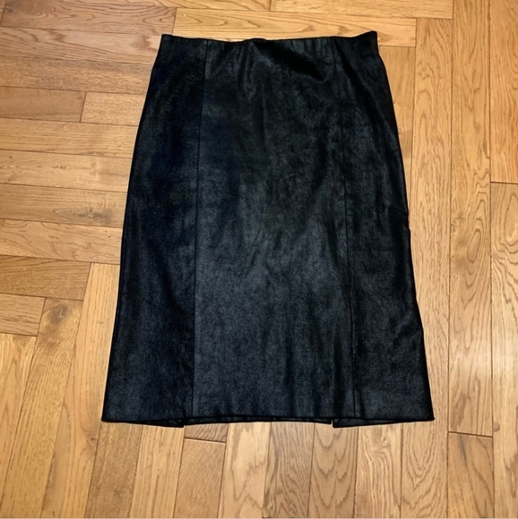 Theory lamb leather skirts midi size  2 - Picture 1 of 8